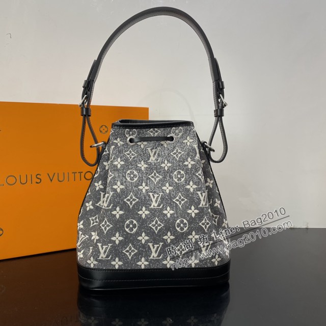 Lv路易威登2023專櫃新款Petit Noé水桶包 LV提花丹寧布肩背女包 M21461 ydh5209